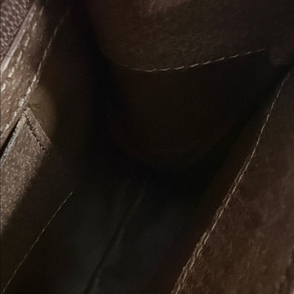 Valentino Garavani Brown Leather Top-Handle Crossbody Bag with Gold Hardware - Picture 7 of 9